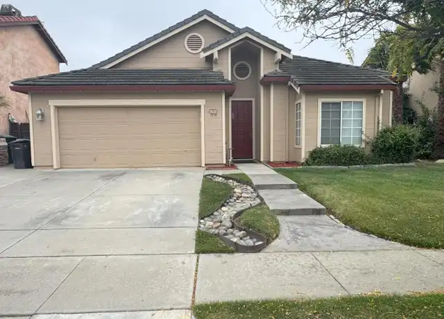 Property at 1918 Newcastle Dr, Salinas, CA, 93906, 4 beds, 2 baths, [object Object]