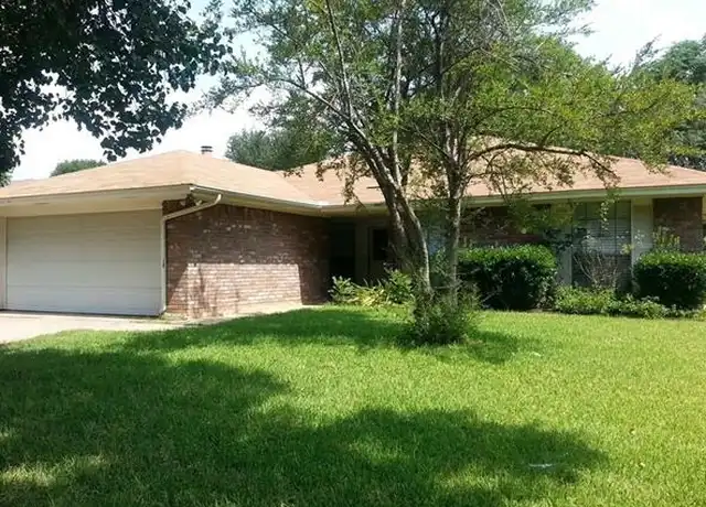 Property at 511 Parsley Ln, Euless, TX, 76039, 3 beds, 2 baths, [object Object]