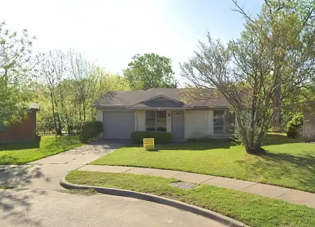 Property at 536 Henderson Cir, Garland, TX, 75040, 3 beds, 1 bath, [object Object]