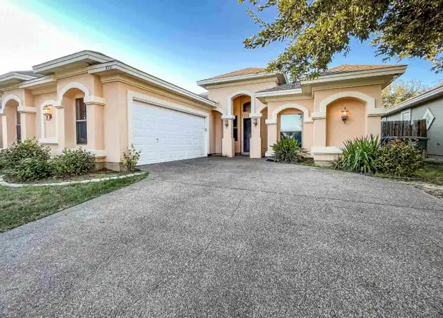 Property at 3006 Imperial Dr, Laredo, TX, 78045, 4 beds, 3 baths, [object Object]