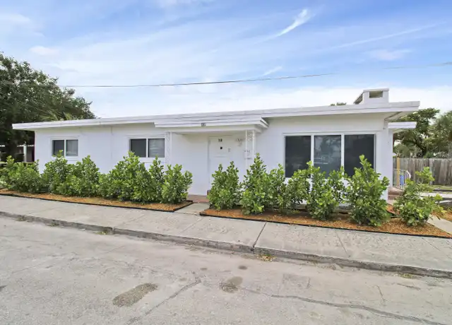 Property at 110 N C St, Lake Worth, FL, 33460, 3 beds, 2 baths, [object Object]