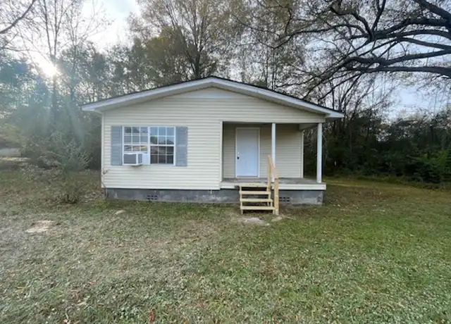 Property at 203 Hatchie St, Booneville, MS, 38829, 2 beds, 1 bath, [object Object]