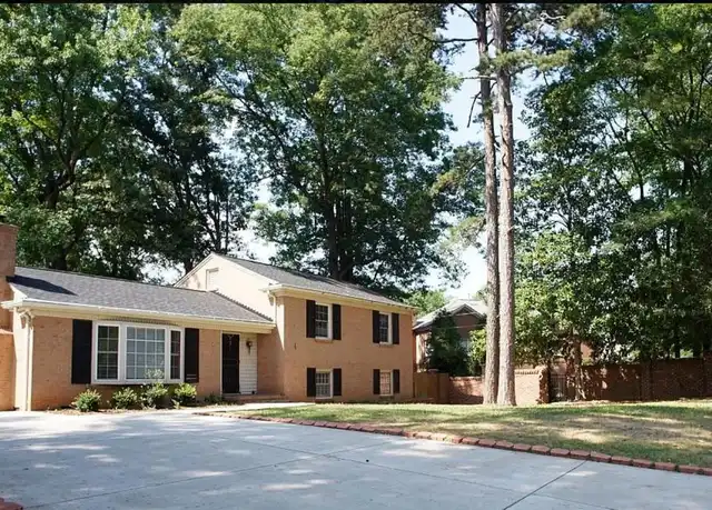 Property at 6836 Park South Dr, Charlotte, NC, 28210, 4 beds, 3 baths, [object Object]