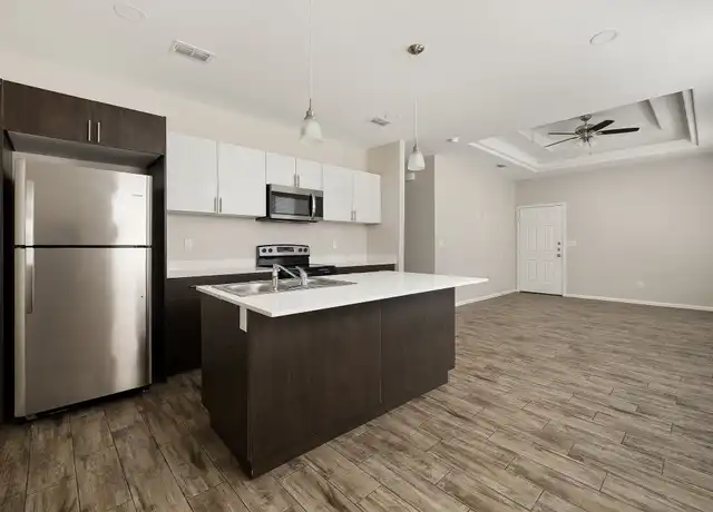 Property at 1412 S Yankton St Unit 4, Palmhurst, TX, 78573, 3 beds, 2 baths, [object Object]
