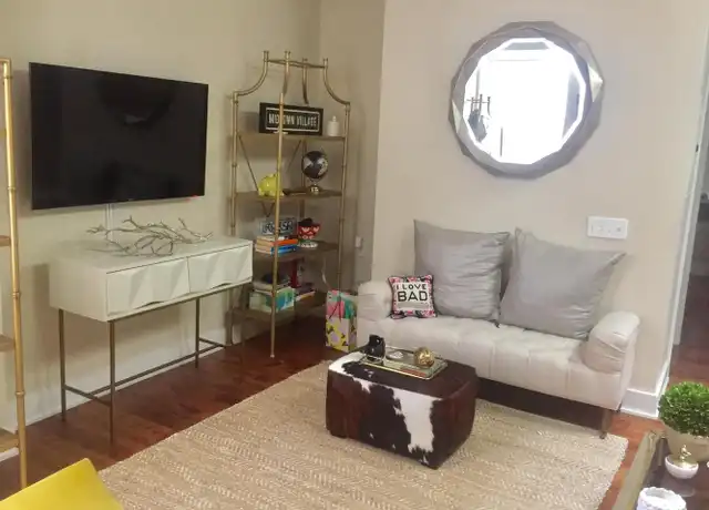Property at 131 S 13th St Unit 4F, Philadelphia, PA, 19107, 1 bed, 1 bath, [object Object]