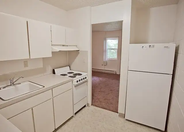 Photo of 1459 City View St, Eugene, OR 97402