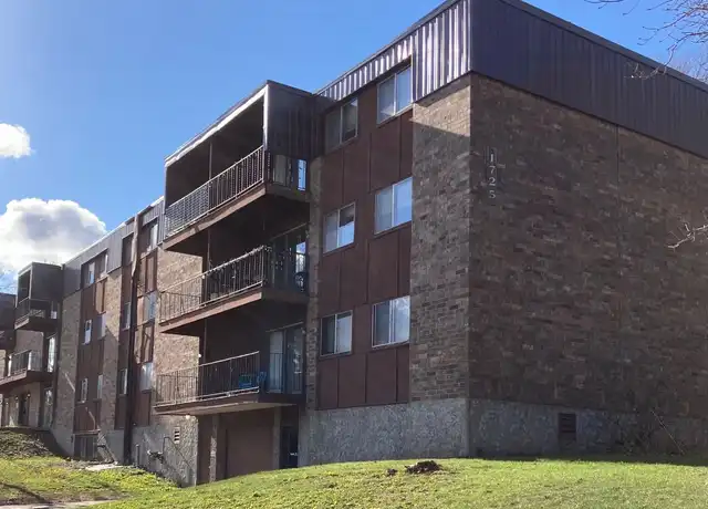 Property at 1725 Kenwood Ave Unit 302, Duluth, MN, 55811, 1 bed, 1 bath, [object Object]