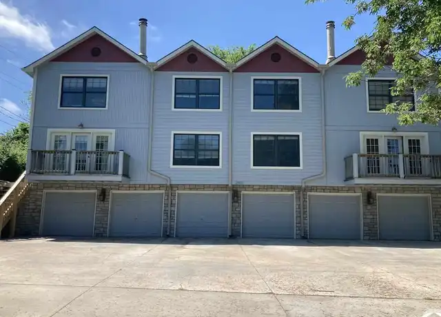 Property at 2901 University Dr, Lawrence, KS, 66049, 3 beds, 1.5 baths, [object Object]