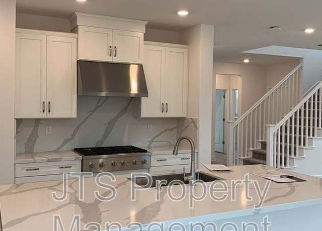 Photo of 4070 Monterey Grove Dr, Granite Bay, CA 95746