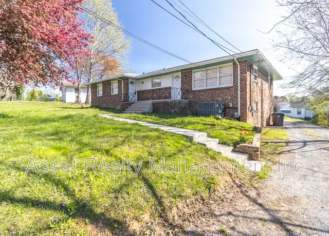 Property at 4802 Inskip Rd Unit A, Knoxville, TN, 37912, 2 beds, 1 bath, [object Object]