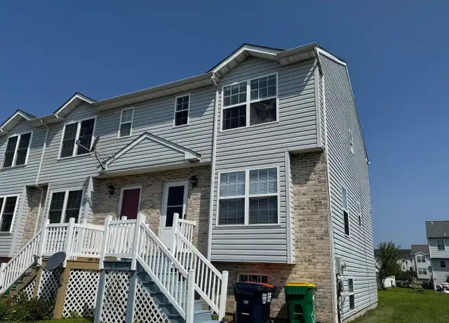 Property at 132 Rosie Dr, Middletown, DE, 19709, 2 beds, 2.5 baths, [object Object]