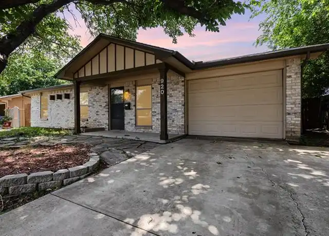 Property at 920 Ashwood Dr, Lewisville, TX, 75067, 3 beds, 1.5 baths, [object Object]
