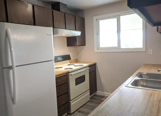 Property at 1005 Foys Lake Rd Unit D, Kalispell, MT, 59901, 2 beds, 1 bath, [object Object]