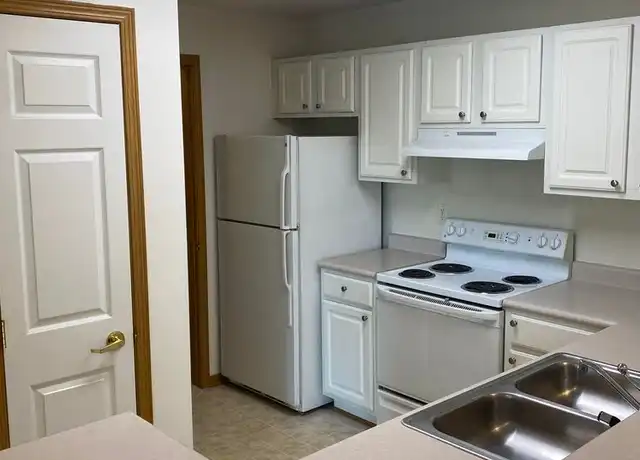 Property at 340 E 13th St Unit 320-20, Pella, IA, 50219, 2 beds, 2 baths, [object Object]