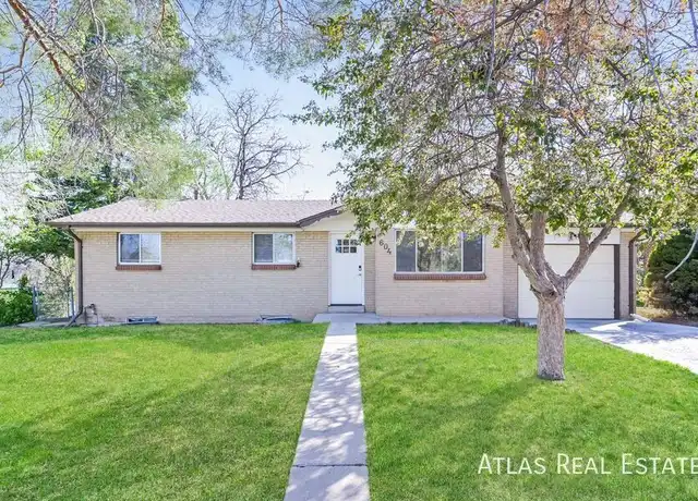 Property at 604 S Quentin St, Aurora, CO, 80012, 3 beds, 2 baths, [object Object]