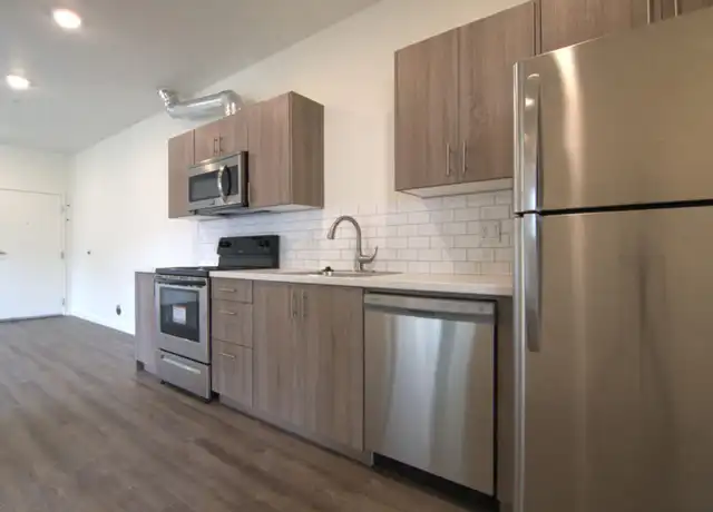 Property at 2630 NE Dekum St Unit 9, Portland, OR, 97211, 3 beds, 1 bath, [object Object]