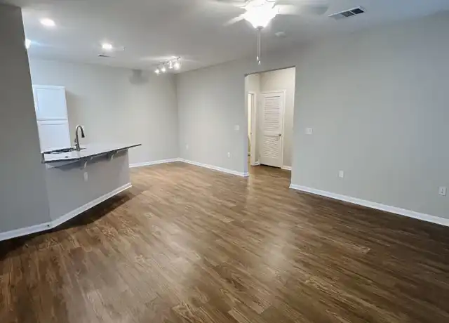Property at 11414 Grand Landing Cir Unit 1021, Haslet, TX, 76131, 1 bed, 1 bath, [object Object]