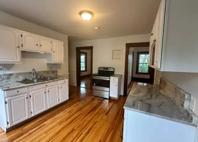 Property at 47 Simonds St Unit 3, Fitchburg, MA, 01420, 2 beds, 1 bath, [object Object]