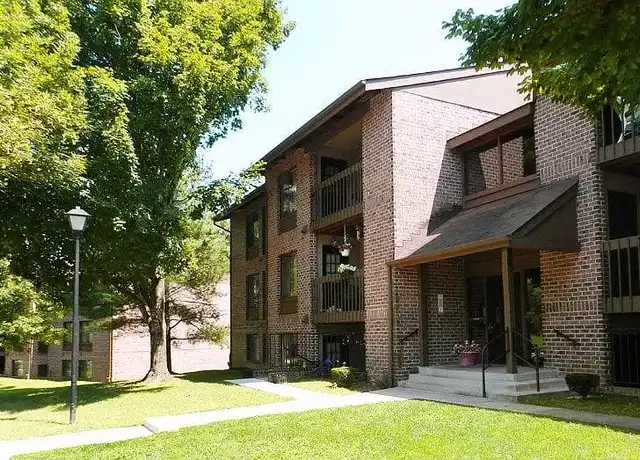 Property at Spring Valley - 509 E Commerce Ave, High Point, NC, 27260, 1-3 bed, 1-2 bath, [object Object]