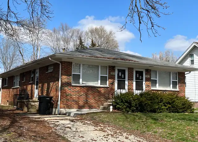 Property at 105 S 33rd St Unit 105, Belleville, IL, 62226, 2 beds, 1 bath, [object Object]