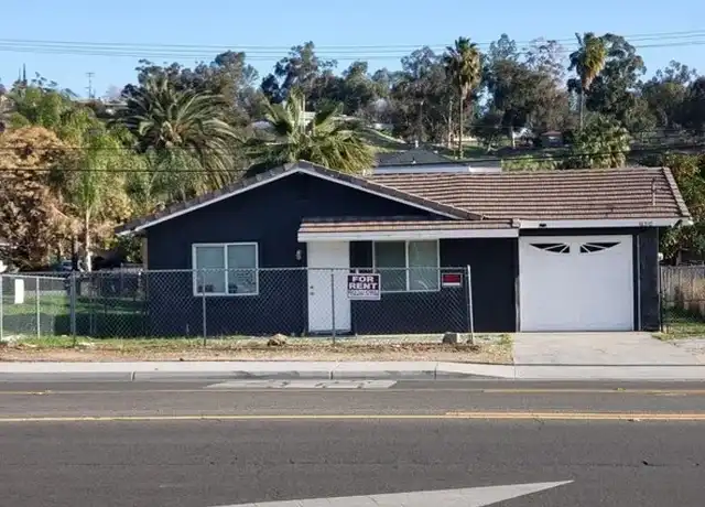 Property at 16510 Lakeshore Dr, Lake Elsinore, CA, 92530, 2 beds, 1 bath, [object Object]