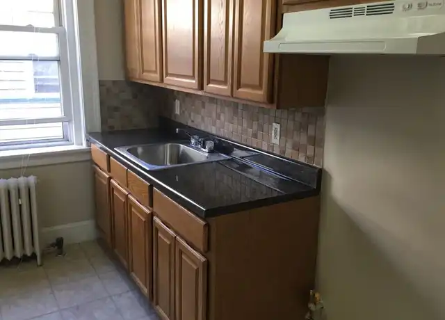 Property at 121 Pendleton St Unit B21, New Haven, CT, 06511, 1 bed, 1 bath, [object Object]