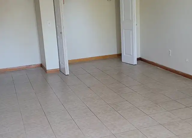 Property at 32 Cedar St Unit L303, Worcester, MA, 01609, 0 beds, 1 bath, [object Object]