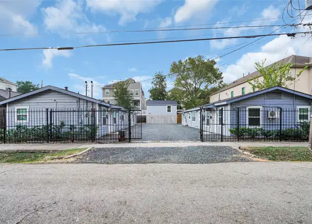 Property at 5605 Petty St, Houston, TX, 77007, 1 bed, 1 bath, [object Object]