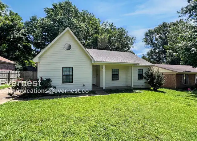 Property at 8350 Greenbrook Pkwy, Southaven, MS, 38671, 3 beds, 2 baths, [object Object]
