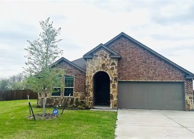 Property at 530 Patterson Ct, Farmers Branch, TX, 75234, 4 beds, 2 baths, [object Object]
