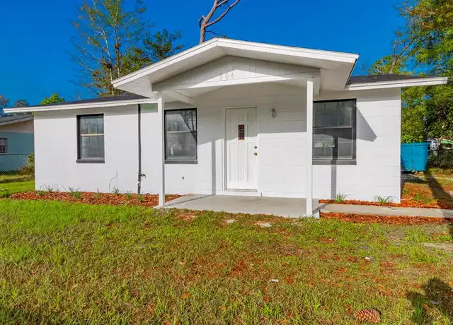Property at 904 NE 25th St, Gainesville, FL, 32641, 3 beds, 1 bath, [object Object]