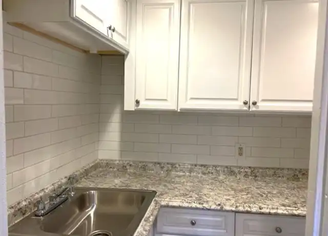 Property at 805 Main St Unit 2nd Floor, West Warwick, RI, 02893, 2 beds, 1 bath, [object Object]
