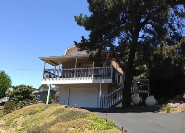 Property at 4440 Baja Mission Rd Unit B, Fallbrook, CA, 92028, 1 bed, 1 bath, [object Object]