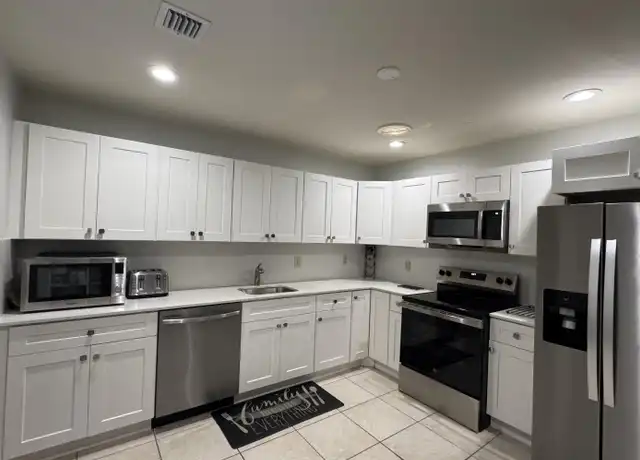 Property at 8016 Ambach Way Unit 18D, Hypoluxo, FL, 33462, 2 beds, 2 baths, [object Object]