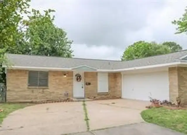 Property at 7422 Oriole St, Texas City, TX, 77591, 3 beds, 2 baths, [object Object]