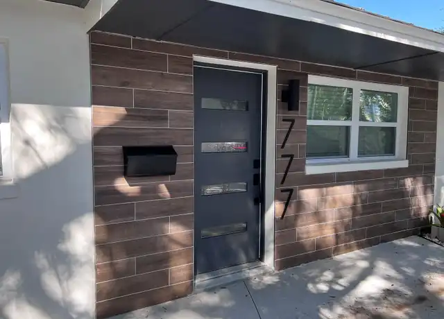 Property at 777 12th Ave N, Saint Petersburg, FL, 33701, 2 beds, 1 bath, [object Object]