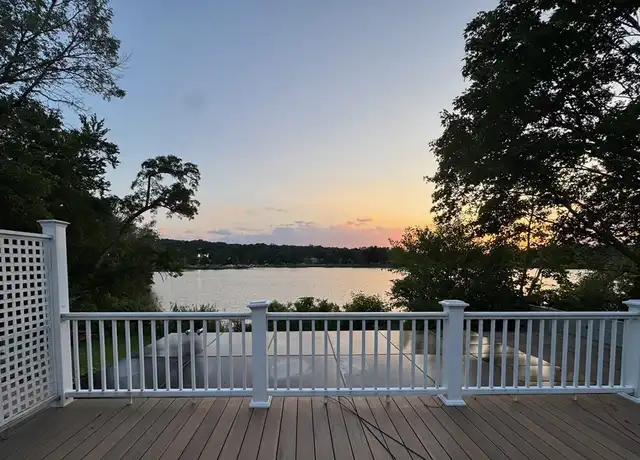 Property at 14 Spaulding St, Wakefield, MA, 01880, 2 beds, 1 bath, [object Object]