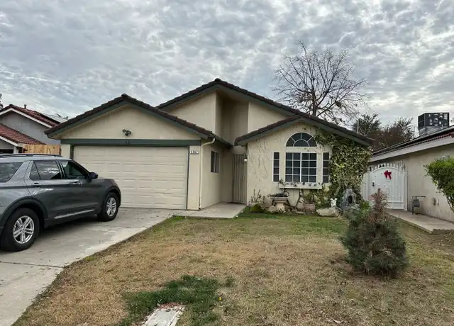 Property at 5567 W Sample Ave, Fresno, CA, 93722, 3 beds, 2 baths, [object Object]