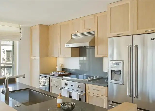 Property at The Americana at Brand Penthouse Collection - 722 Americana Way, Glendale, CA, 91210, 1 bed, 1 bath, [object Object]