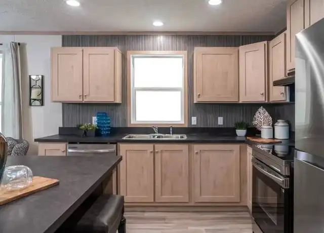 Property at 1365 Kingston Dr Unit 141, Caro, MI, 48723, 3 beds, 2 baths, [object Object]