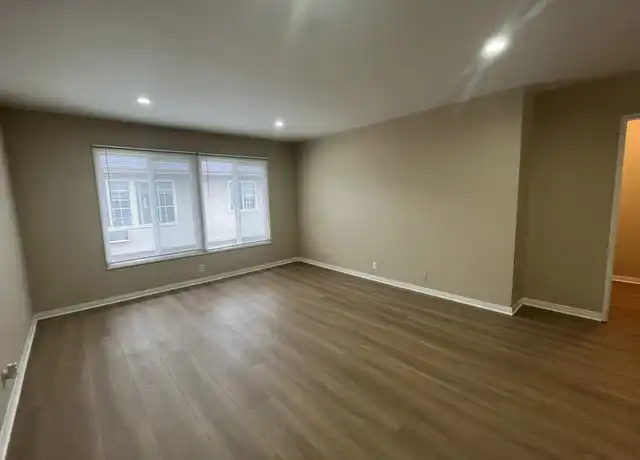 Property at 14149 Vanowen St Unit 1, Van Nuys, CA, 91405, 1 bed, 1 bath, [object Object]