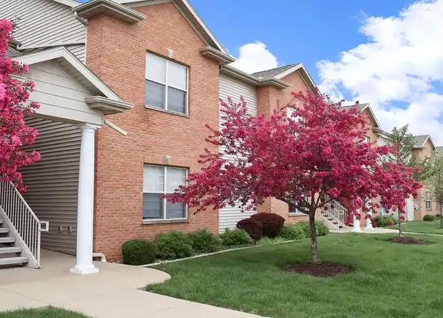 Property at Crowwood Pointe by Royse + Brinkmeyer - 3901 Crowwood Dr, Champaign, IL, 61822, 2 beds, 2 baths, [object Object]