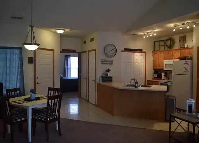 Property at Crowwood Pointe by Royse + Brinkmeyer - 3901 Crowwood Dr, Champaign, IL, 61822, 2 beds, 2 baths, [object Object]