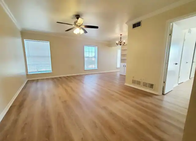 Property at 1601 23rd St #4, Galveston, TX, 77550, 1 bed, 1 bath, [object Object]