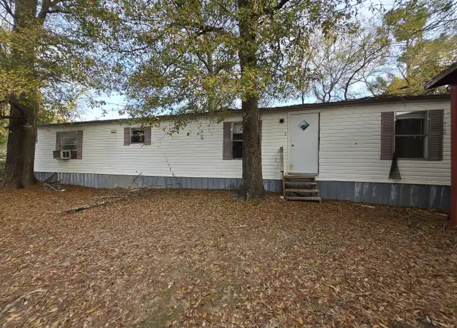 Property at 3629 S Rayburn Dr, Nacogdoches, TX, 75961, 3 beds, 2 baths, [object Object]