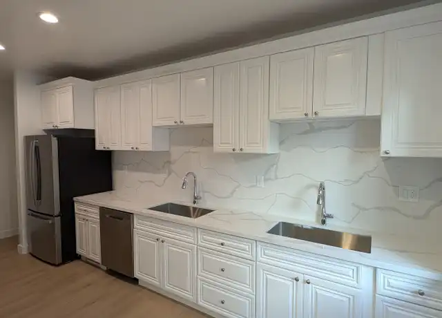 Property at 1109 S La Peer Dr, Los Angeles, CA, 90035, 4 beds, 3 baths, [object Object]