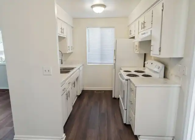 Property at 2125 W Grace Ave Unit 2125, Spokane, WA, 99205, 2 beds, 1.5 baths, [object Object]