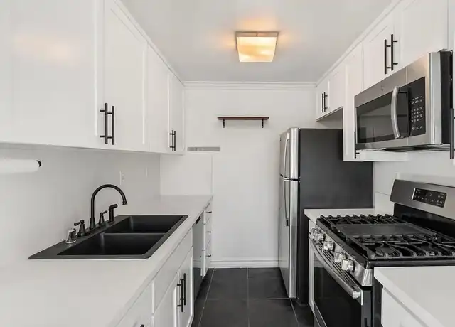 Property at 1125 Pico Blvd, Santa Monica, CA, 90405, 1 bed, 1 bath, [object Object]