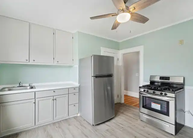 Property at 508 Lonsdale Ave Unit 2R, Pawtucket, RI, 02860, 1 bed, 1 bath, [object Object]