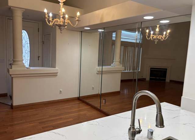 Photo of 4520 Pennsylvania Ave #135, La Crescenta, CA 91214